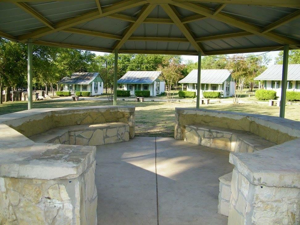 בנדרה River Front Motel מראה חיצוני תמונה