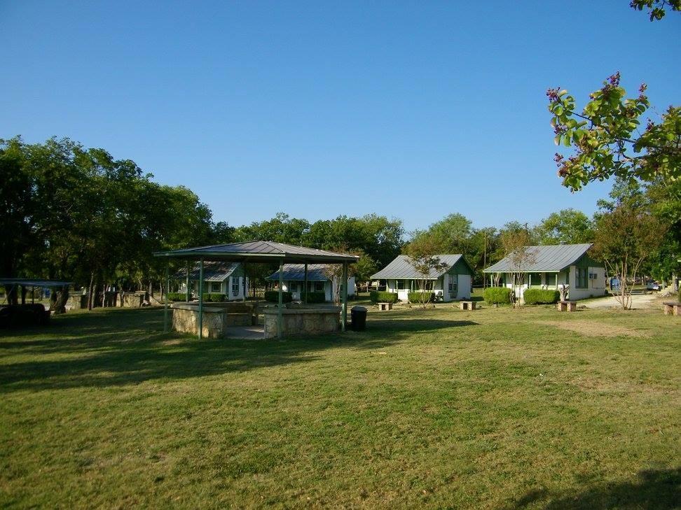 בנדרה River Front Motel מראה חיצוני תמונה